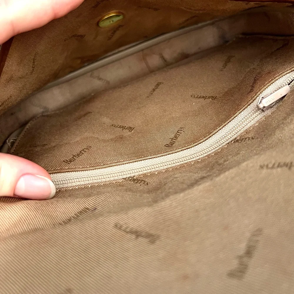 Burberry crossbody bag - Picture 10 of 10